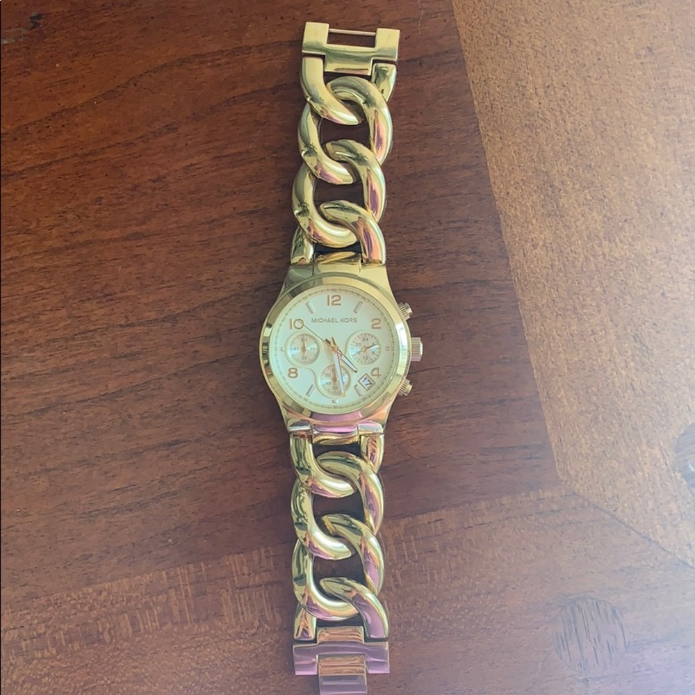 Michael Kohrs Chain Gold Watch ✨